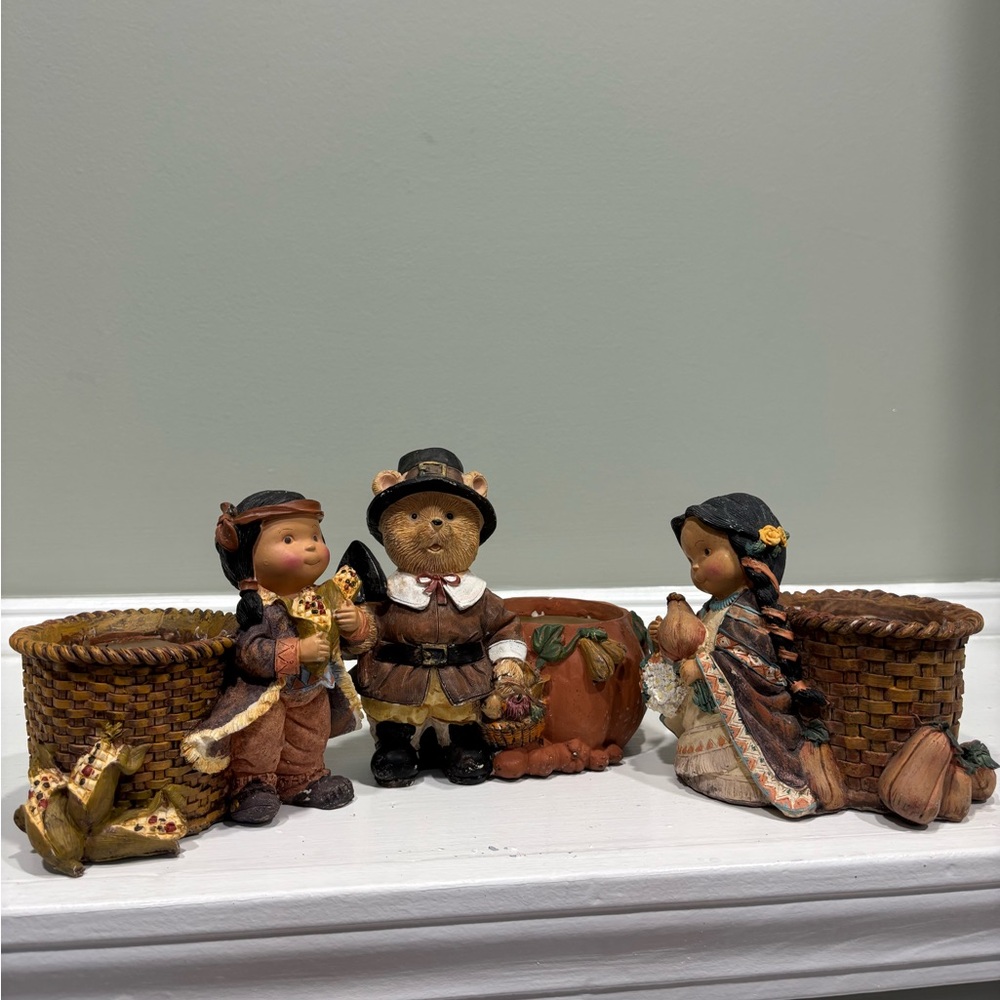 VTG 1980’s Thanksgiving Figurine Candle Holders Set - Picture 3 of 11